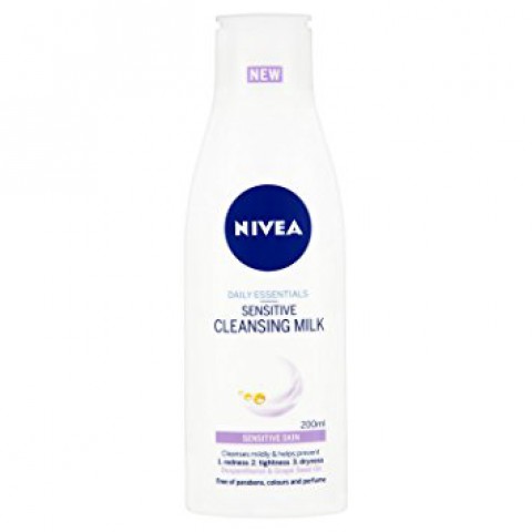 Nivea Daily Essentials Sensitive Cleansing Milk 200ml